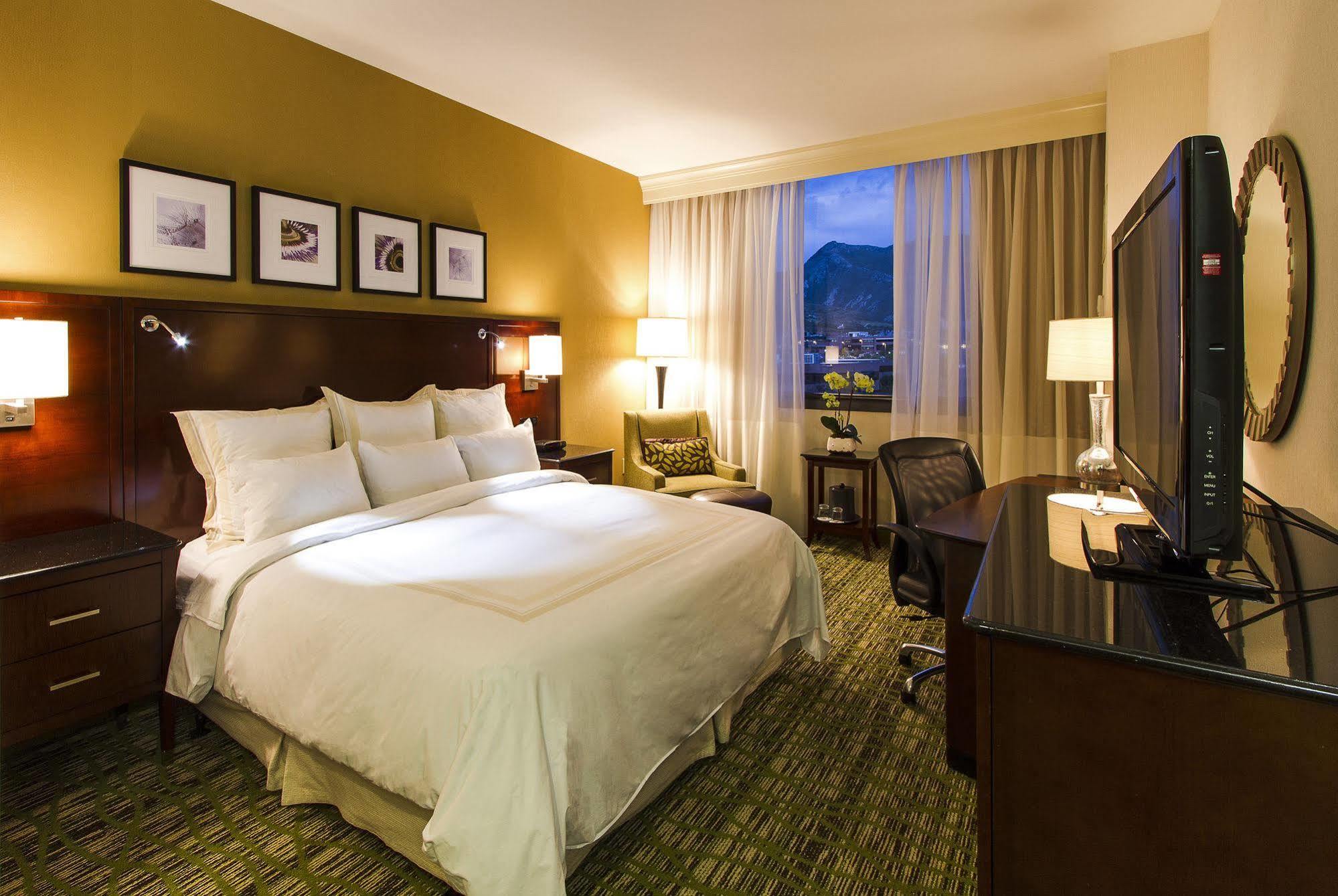 Salt Lake City Marriott University Park Exteriör bild